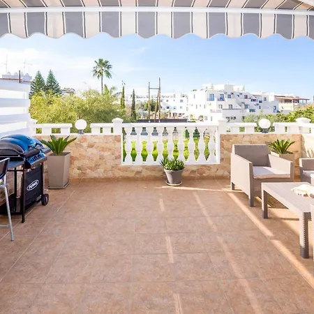 Apartment Sofia 700m Away From The Paralimni
